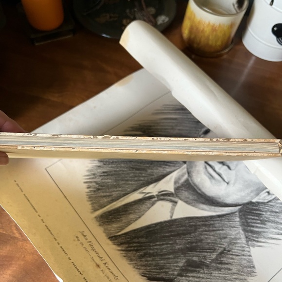 JFK VINTAGE MEMORABILIA!!! *3 items included!* - Picture 8 of 12